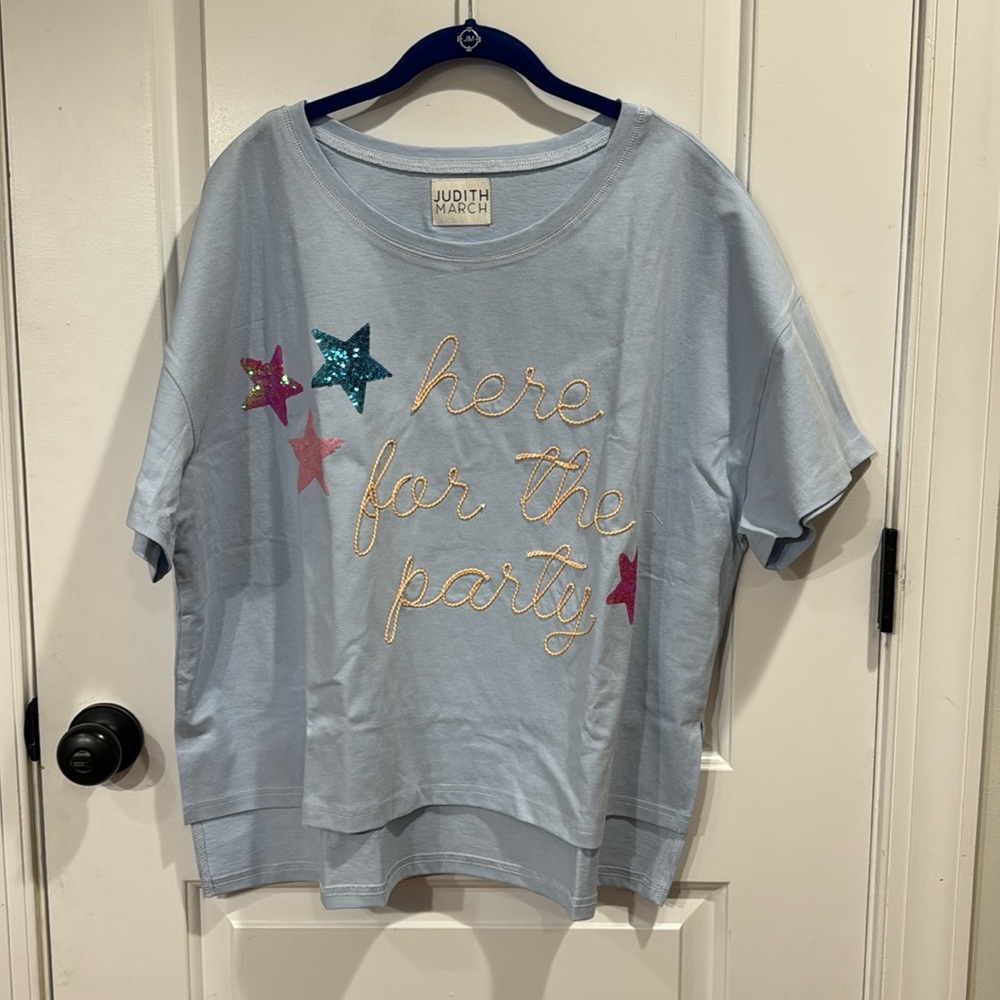 *NEW* JUDITH MARCH HERE FOR THE PARTY STAR TEE - Picture 3 of 8